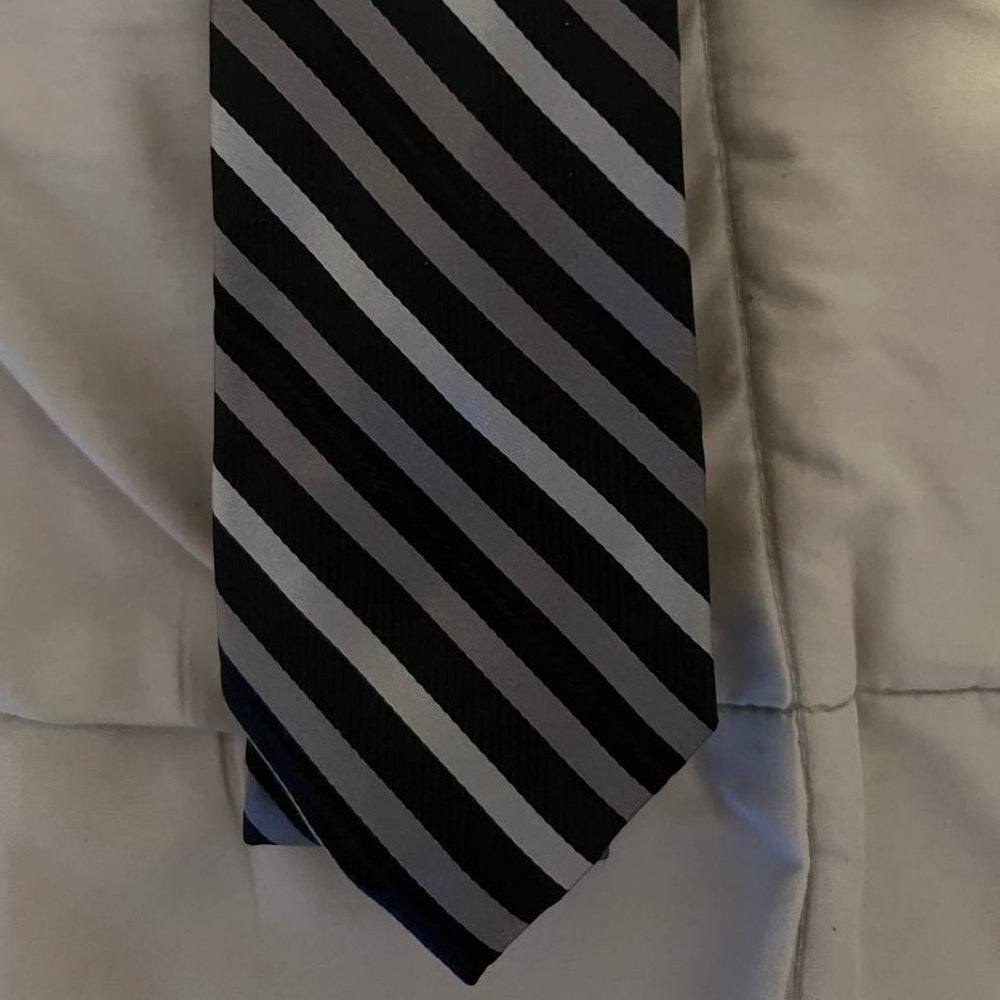 DKNY Slim Striped Tie